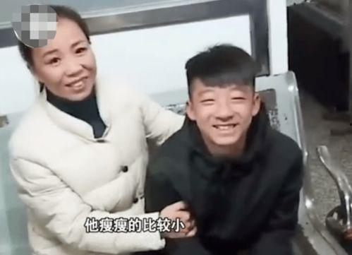 吃瓜娱乐圈撩男的故事,娱乐圈里的甜蜜撩汉记